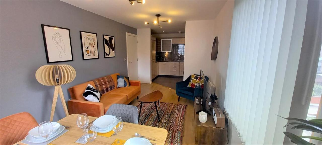 Stunning Modern Coventry City Centre Apartment ภายนอก รูปภาพ