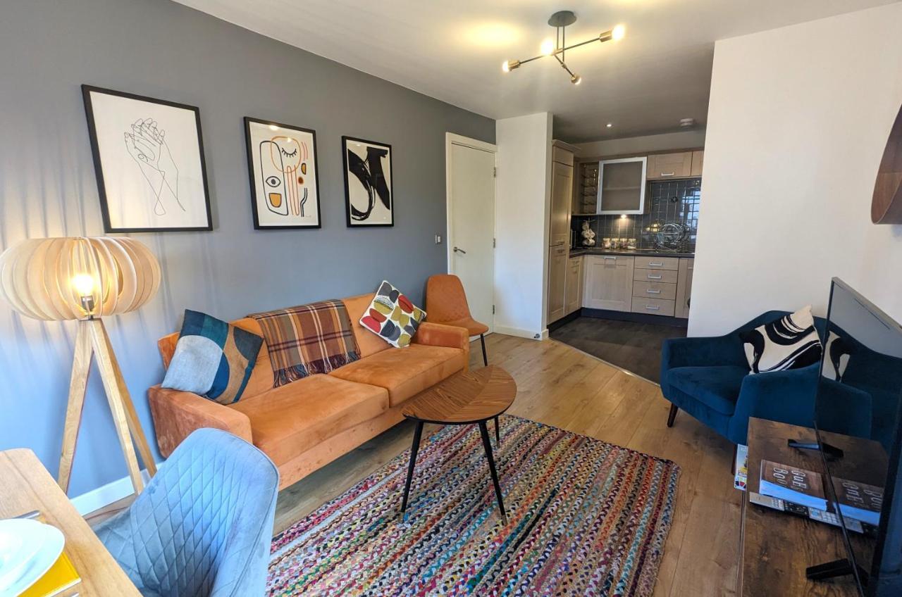 Stunning Modern Coventry City Centre Apartment ภายนอก รูปภาพ
