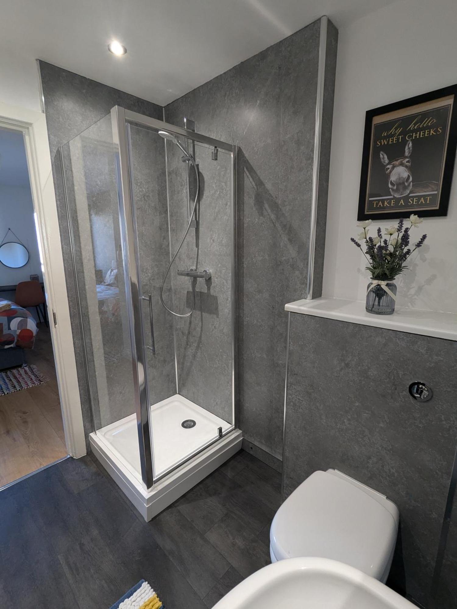 Stunning Modern Coventry City Centre Apartment ภายนอก รูปภาพ